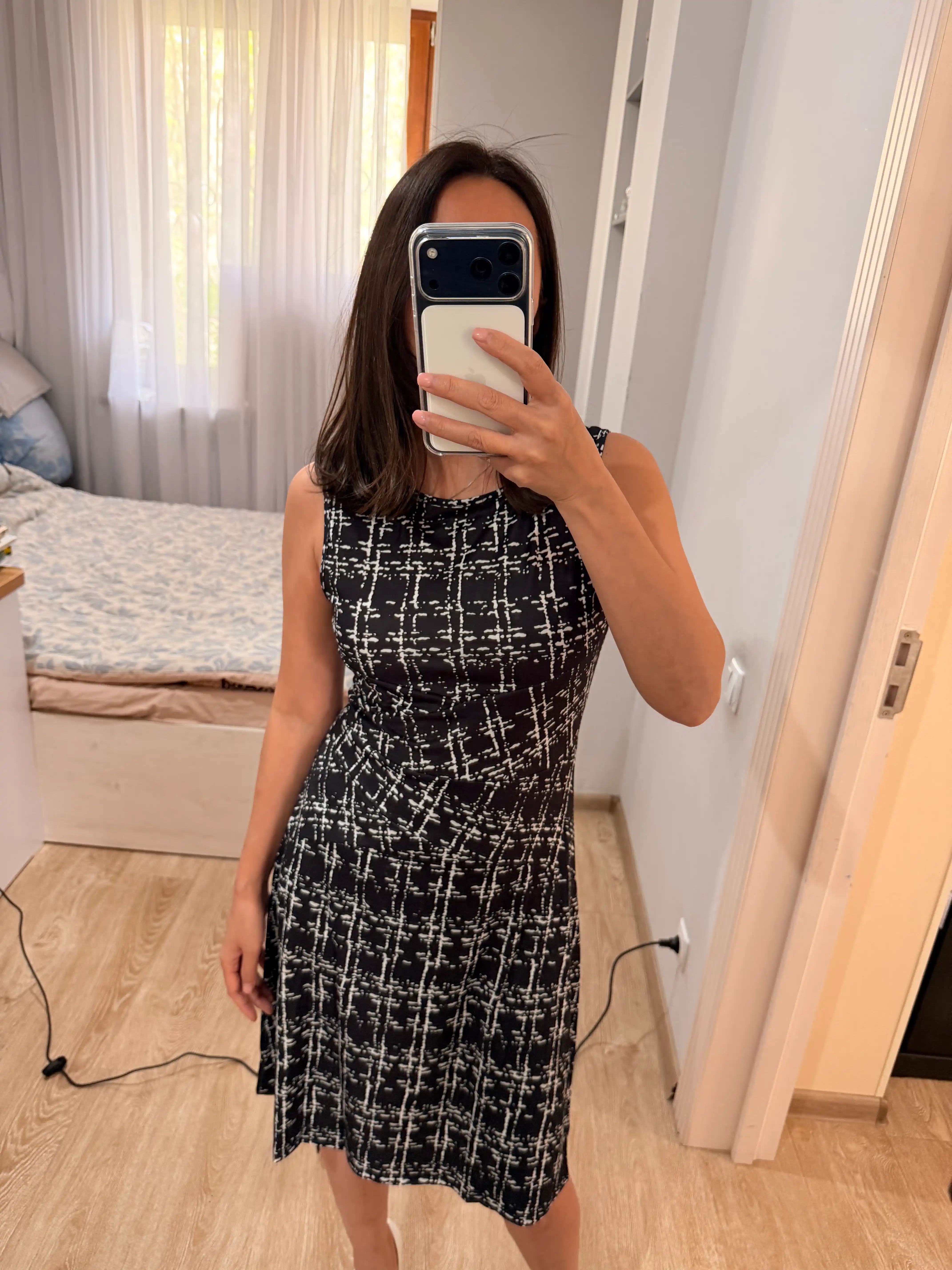 Yozgi qizlar ko‘ylagi, bichimli, yozgi ayollar libosi, yengsiz - ELLY FASHION