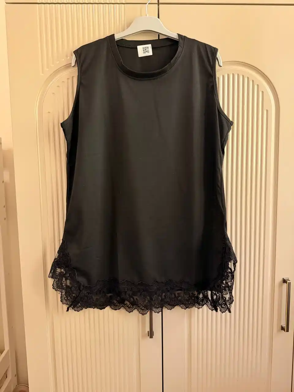 Ayollar maykasi, yengsiz — ELLY FASHION