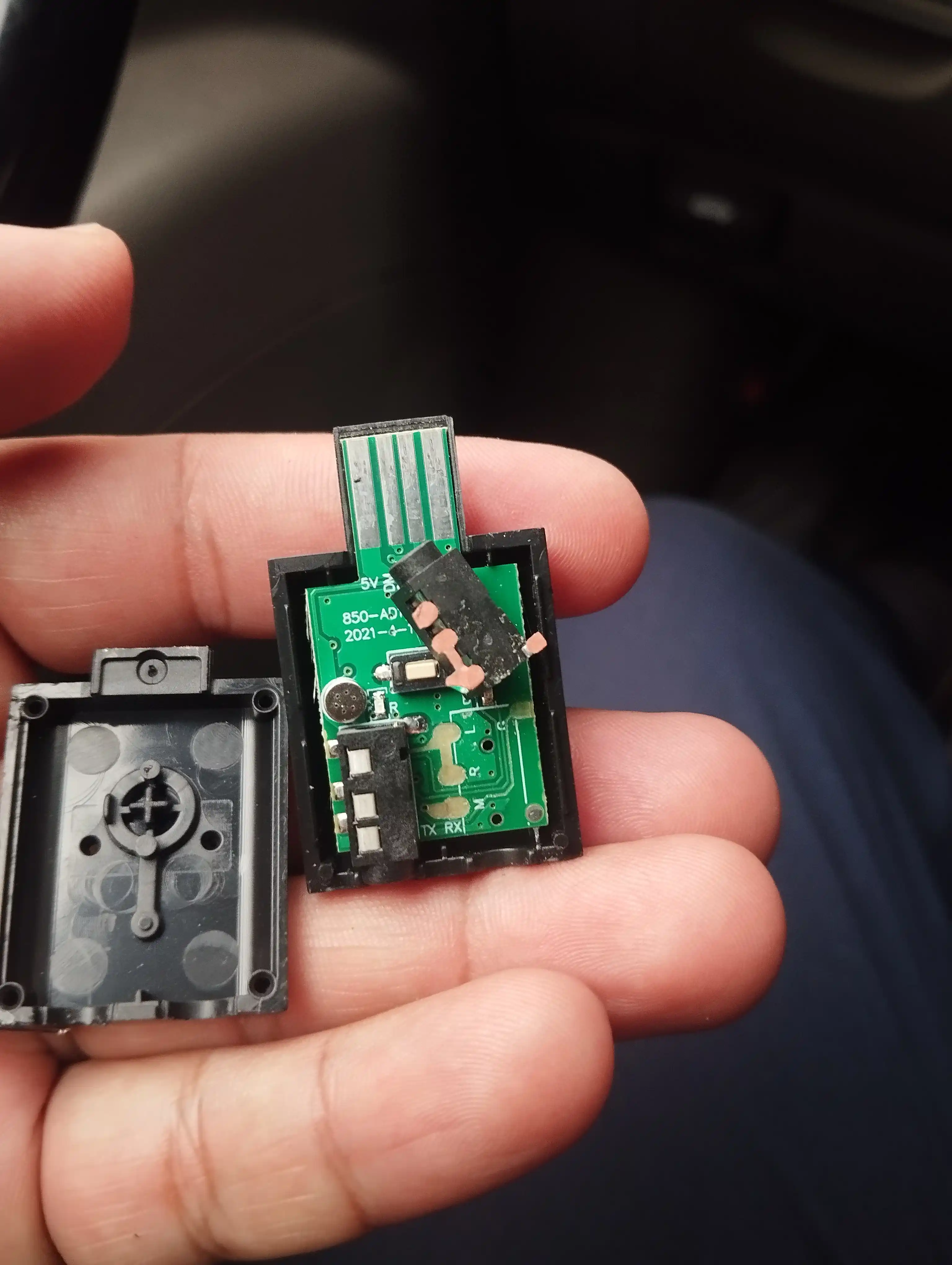 Адаптер bluetooth USB 5.0 AUX для авто, телевизора, пк