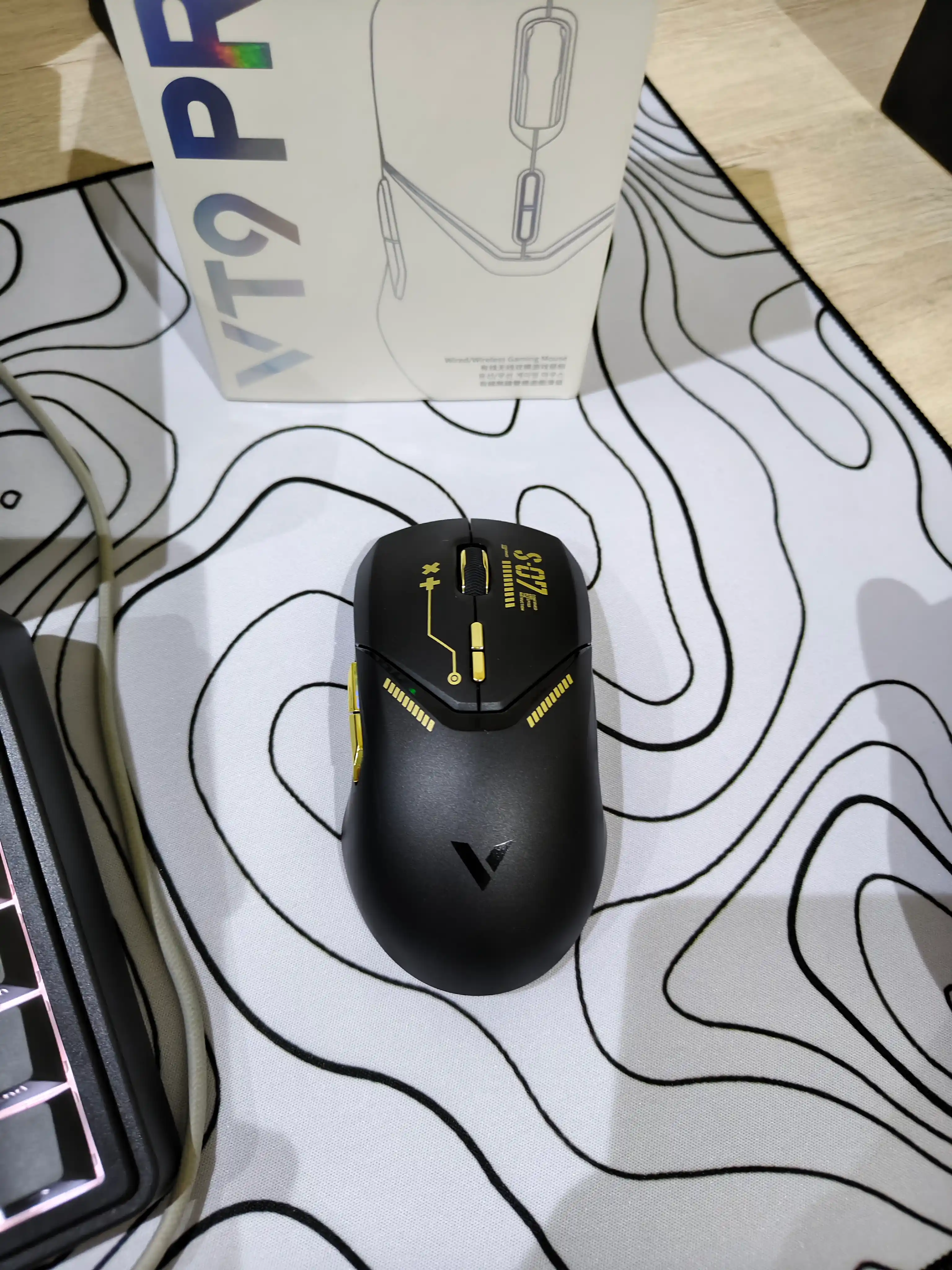Беспроводная игровая мышь Rapoo VT9 Pro, PAW3395, 26000 DPI, 68г, Special Edition
