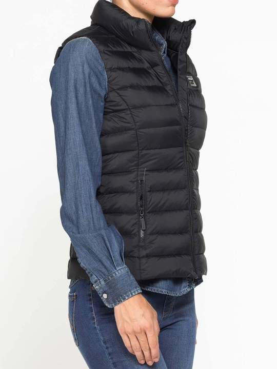 Ayollar jiletkasi Carrera Jeans, Italiya