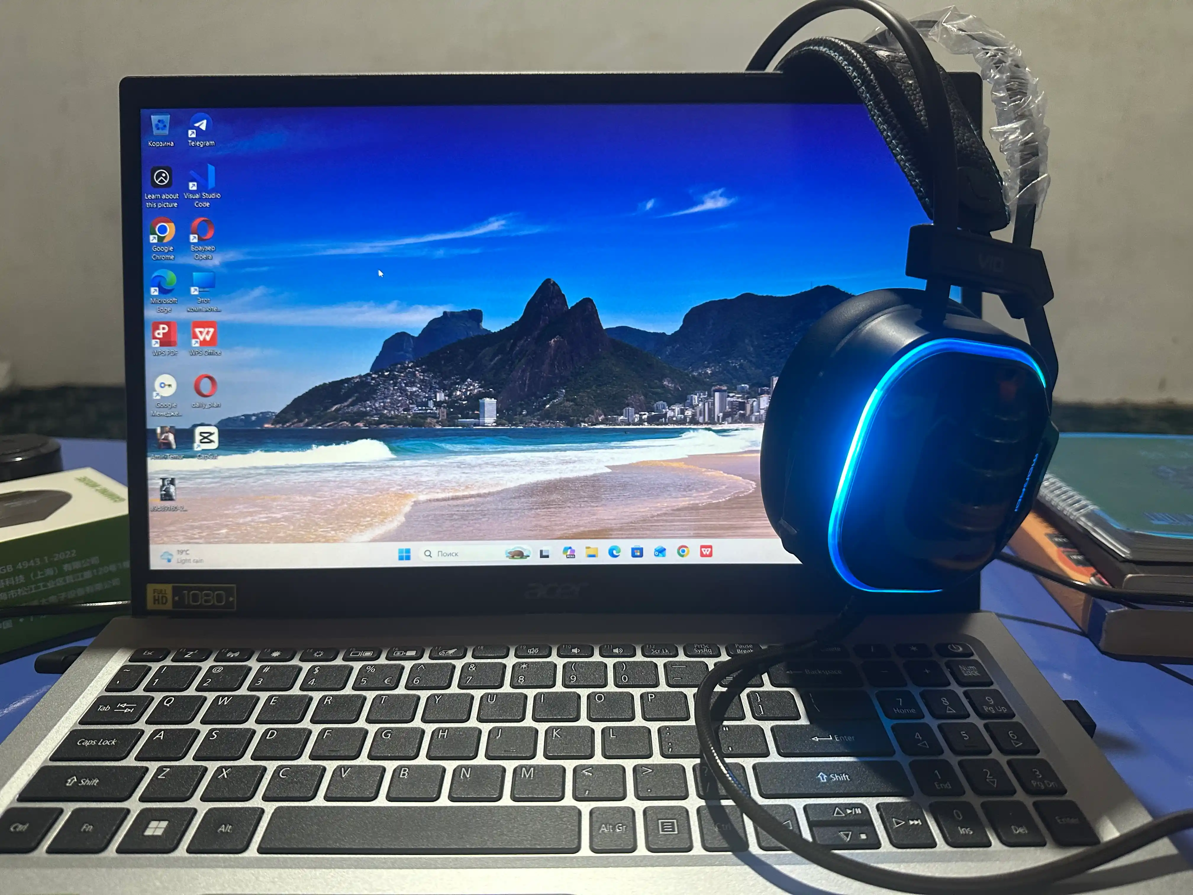 USB ulanishi va orqa yorug'lik bilan o'yin uchun naushnik, quloqchinlar kompyuterga