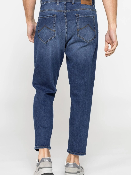 Erkaklar uchun Carrera Jeans jinsi, toraytirilgan (Carrot), Italiya