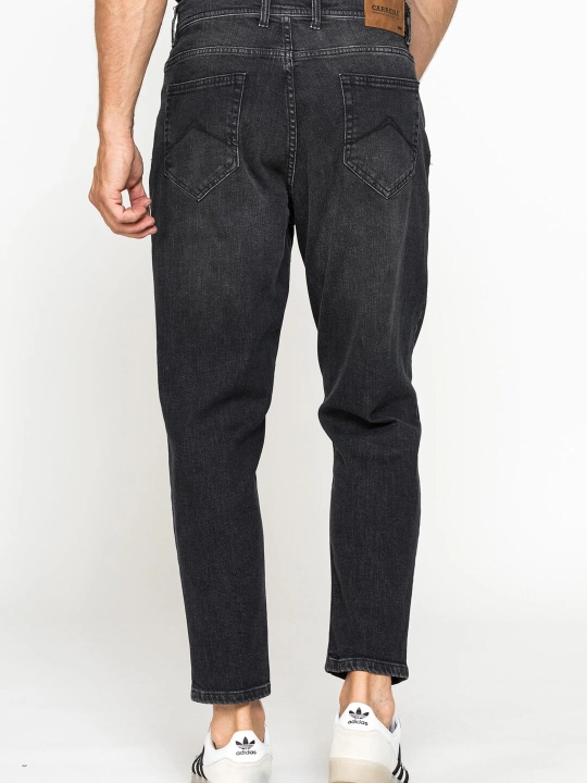Erkaklar uchun Carrera Jeans jinsi, toraytirilgan (Carrot), Italiya