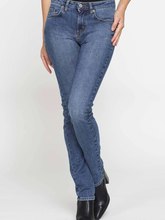Toraytirilgan ayollar jinsilari Carrera Jeans, Italiya - 