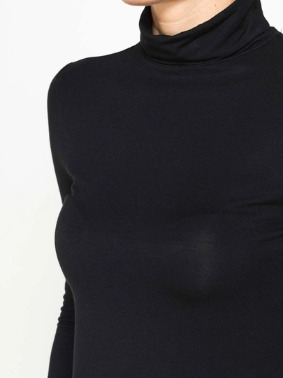 Carrera Jeans ayollar vodolazkasi – 95% modal, 5% elastan, yumshoq va elastik