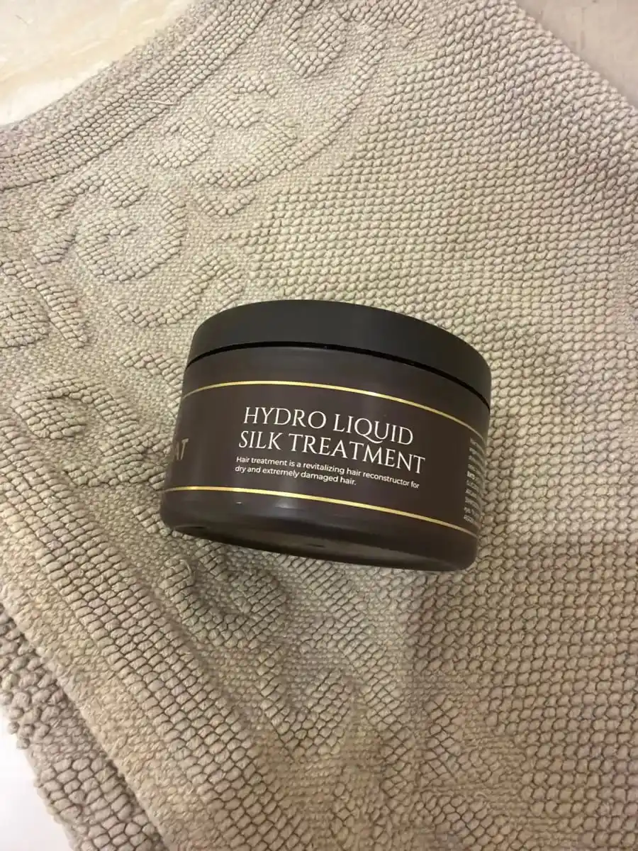HADAT Liquid Silk niqobi — professional tiklovchi va namlovchi shinamlar uchun, 300 ml