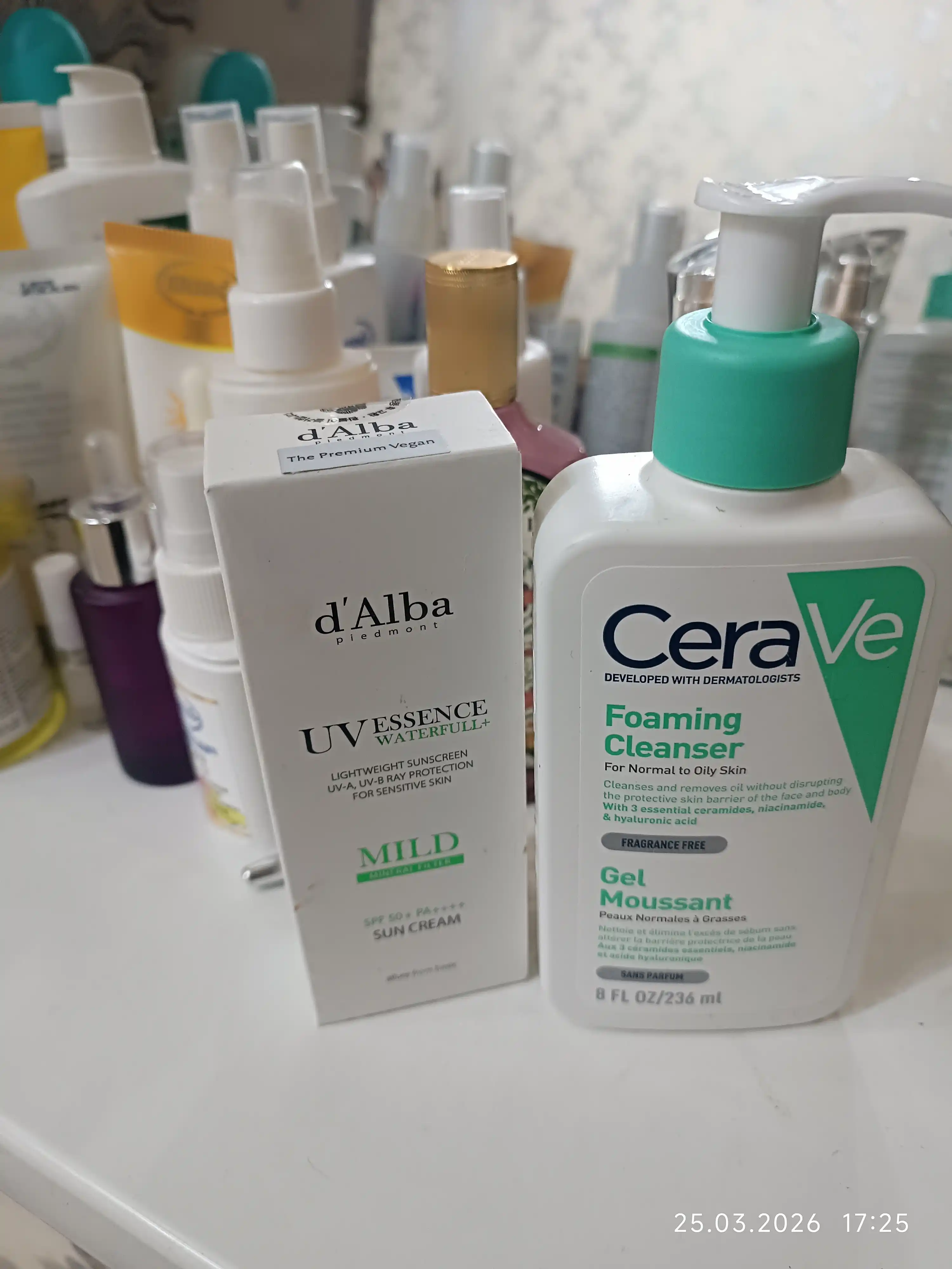 Quyoshdan himoya qiluvchi krem-essensiya SPF 50+ PA++++, sezgir teri uchun