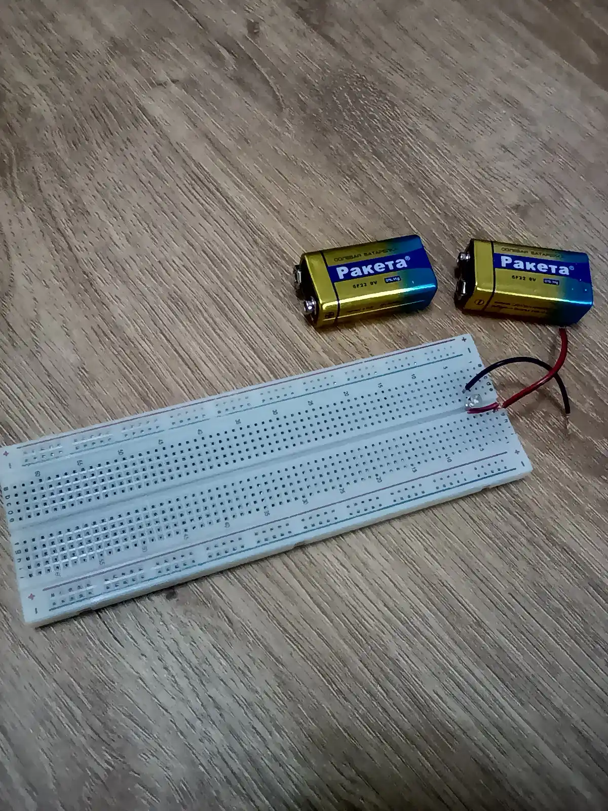 Non paneli lehimsiz Breadboard MB-102 830 va 400 nuqtalar, Breadboard for Arduino