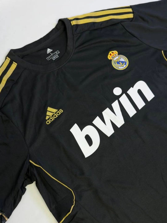 Retro futbol formalari - "Real Madrid Bwin"