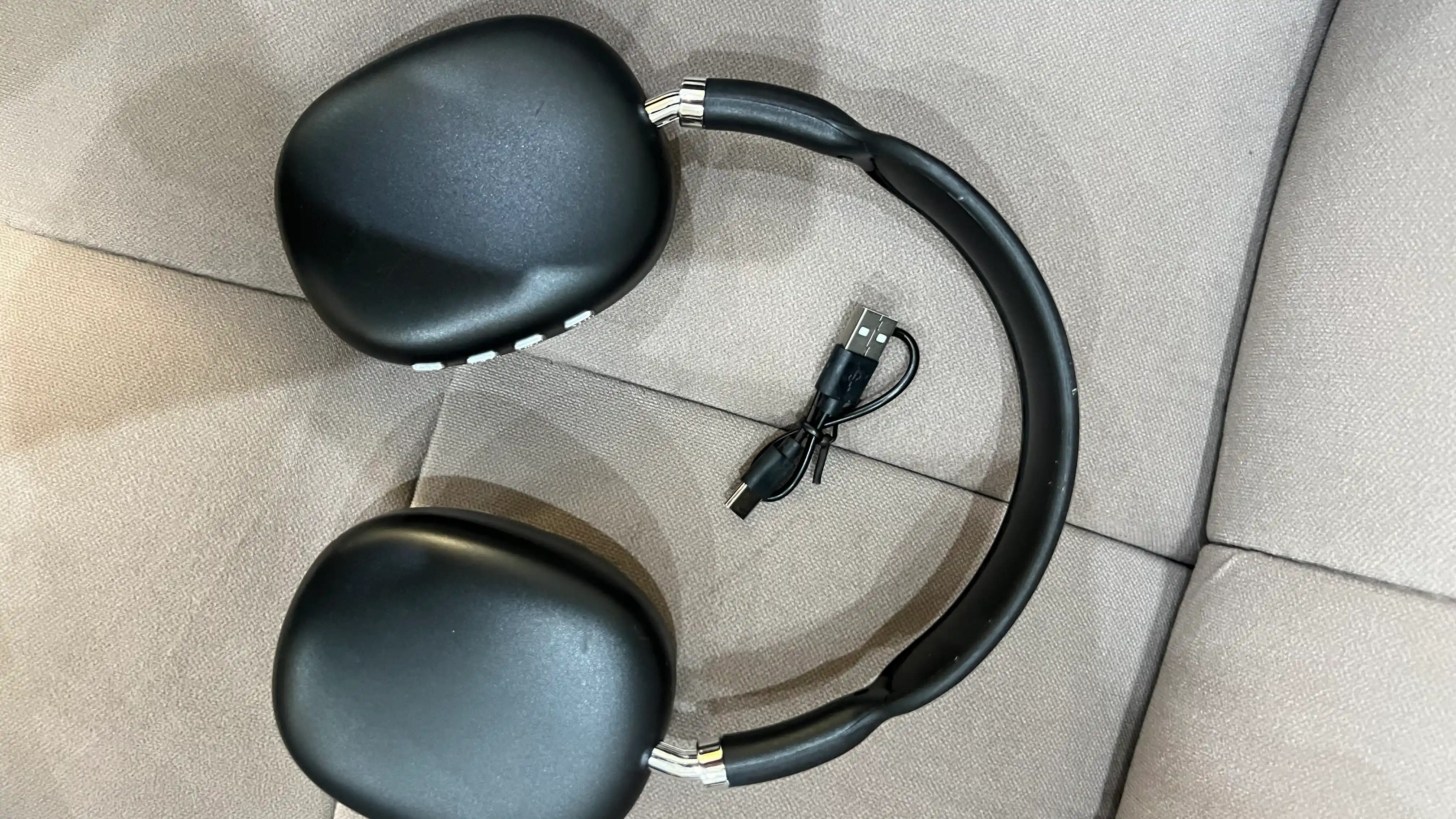 Simsiz Bluetooth quloqchinlar P9, mikrofonli, to'liq o'lchamli
