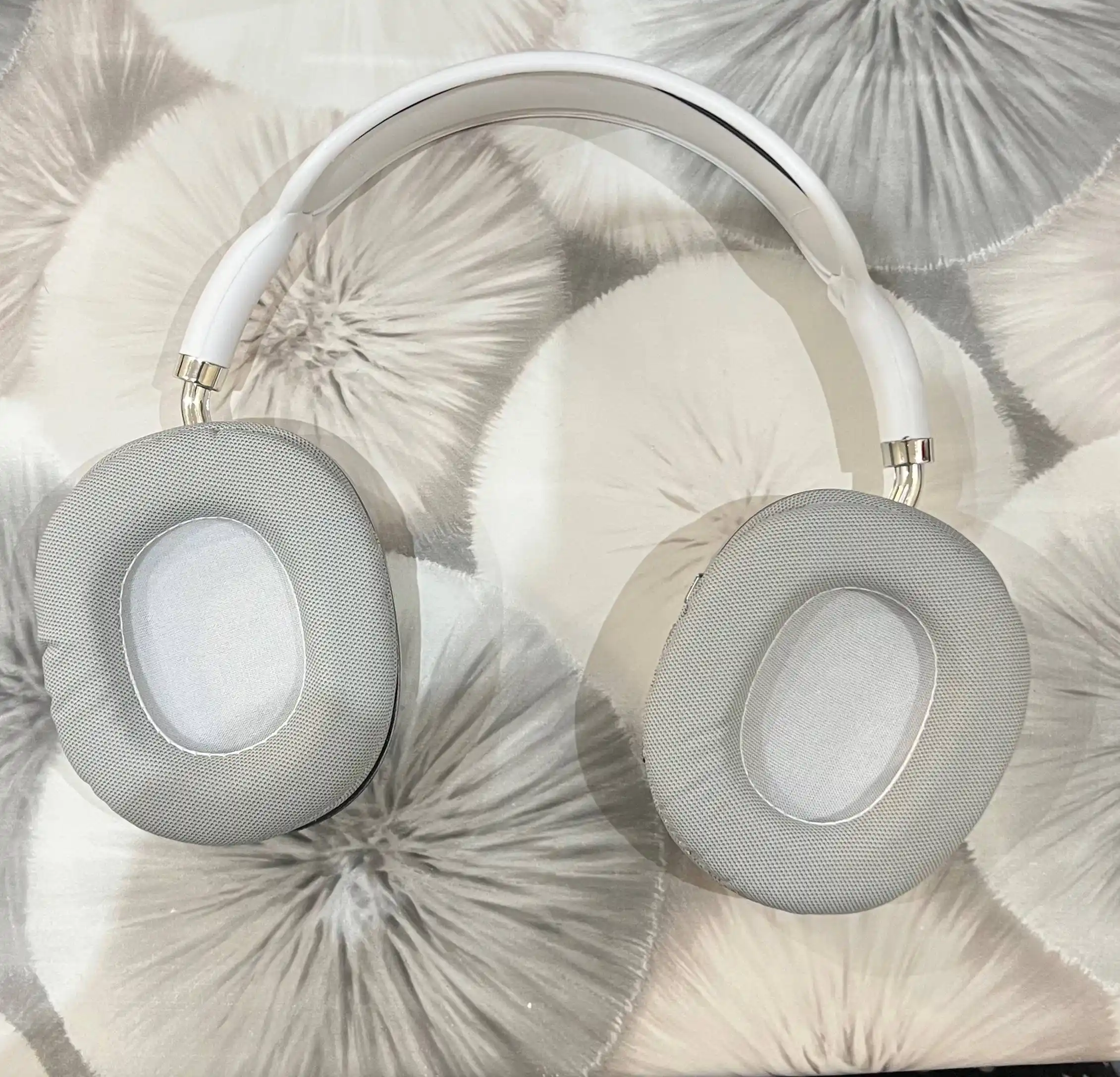 Simsiz Bluetooth quloqchinlar P9, mikrofonli, to'liq o'lchamli