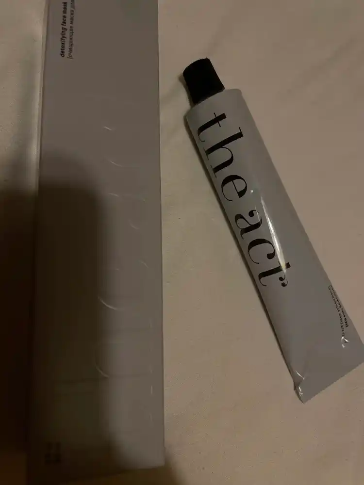 The Act yuz uchun tonus beruvchi va tozalovchi gil maska 65 ml