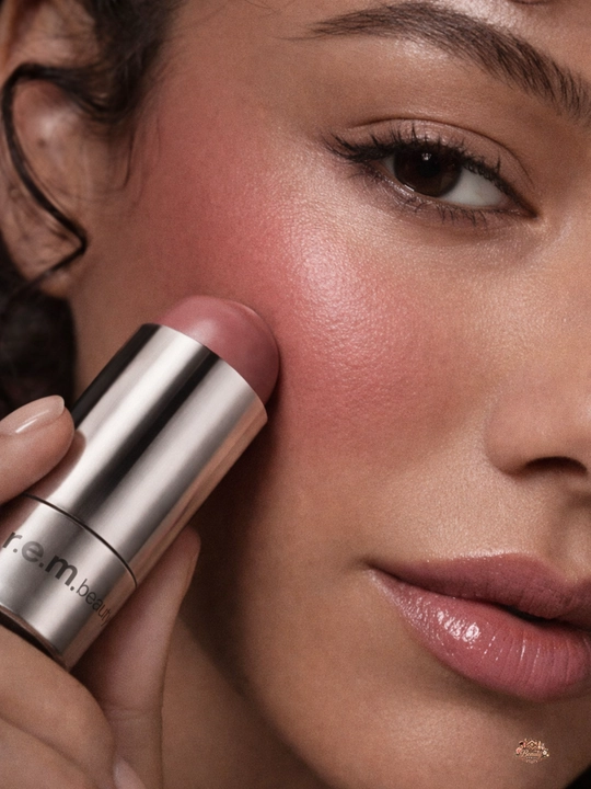 R.E.M BEAUTY Blush Audition, румяна стик, натуральный glow, нюдово-розовый, стойкие