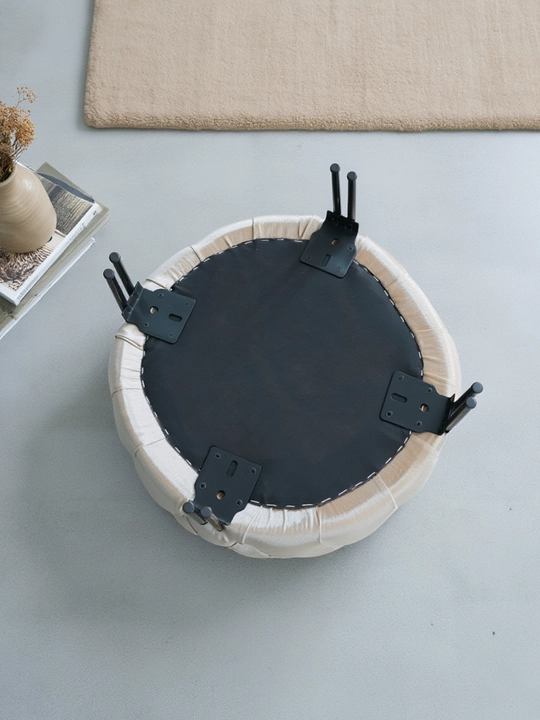 Pufik «Velur Kapitone»
