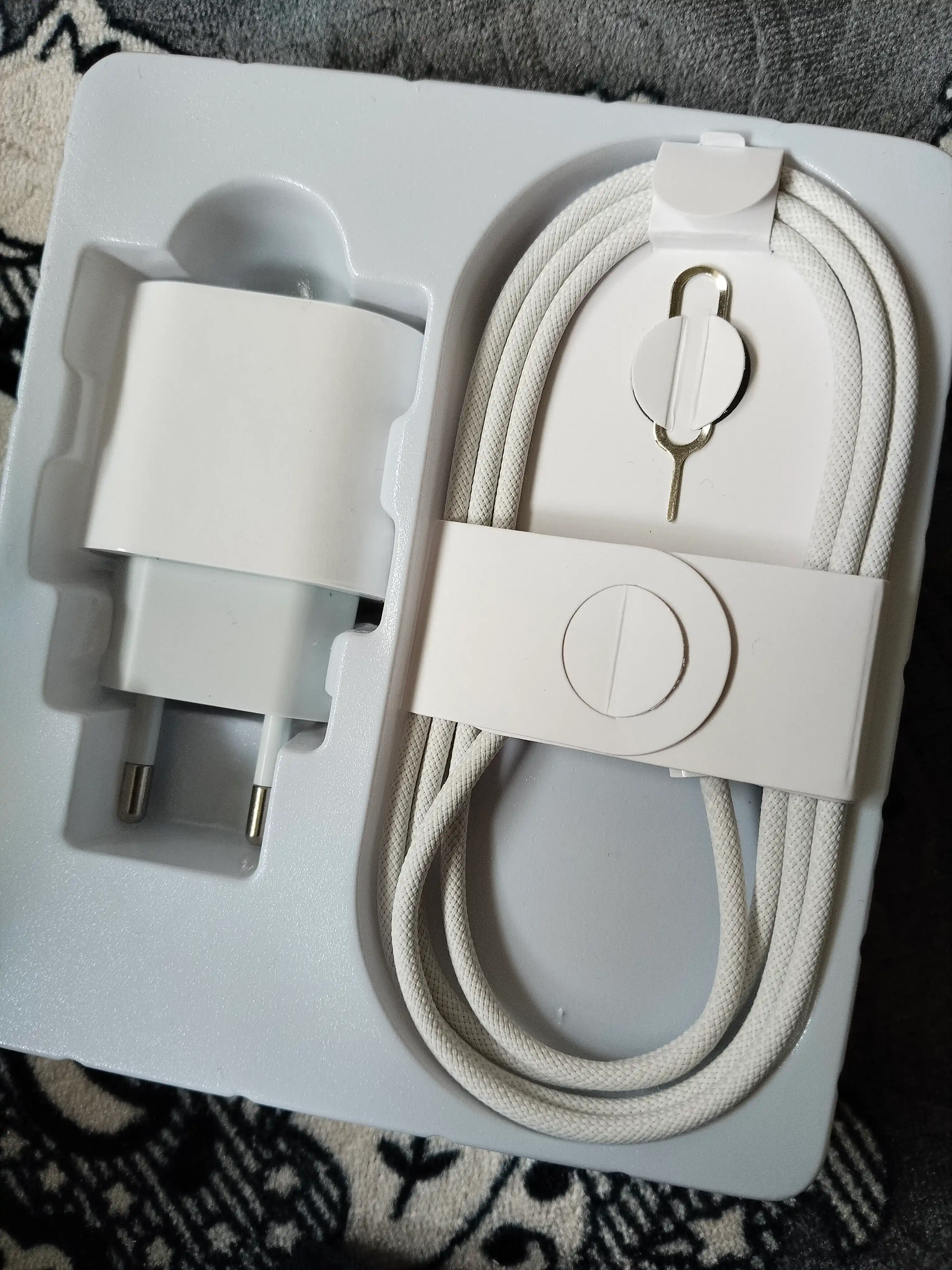 Iphone zaryadchik, ayfon zaryadchik, taypsi zaryadchik, iphone zaryadnik, zaryadchik, 35w