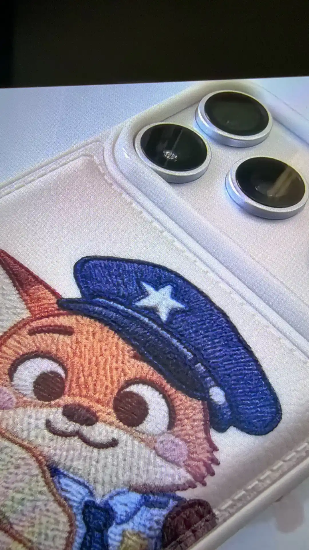Чехол в стиле Zootopia — для iPhone 15, 16, 17 Pro Max