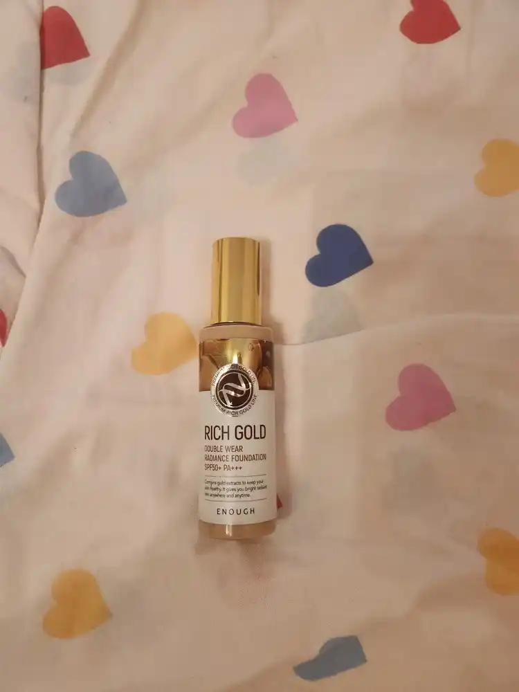 Тональный крем для лица Enough Rich Gold с золотом SPF50+ стойкий, увлажняющий