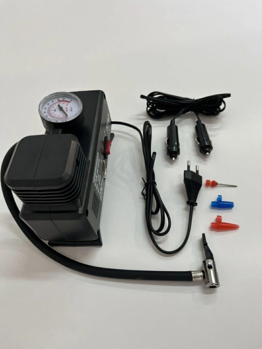 Avtomobil kompressori, g‘ildiraklarni damlash uchun 220 voltli elektr nasos