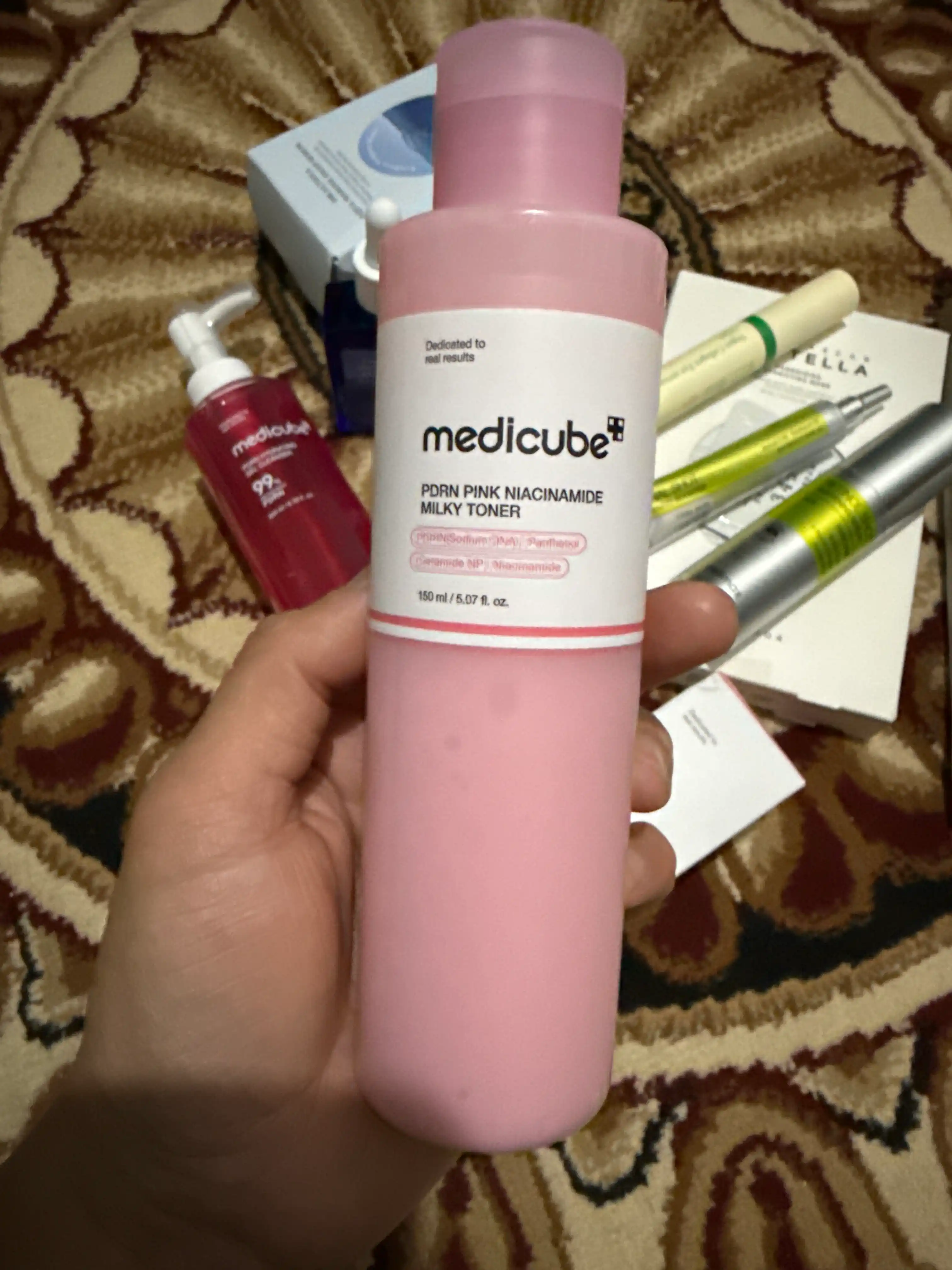 MEDICUBE Toner sutli yuz pdrn pushti NIACINAMIDE sutli TONER, 150ml