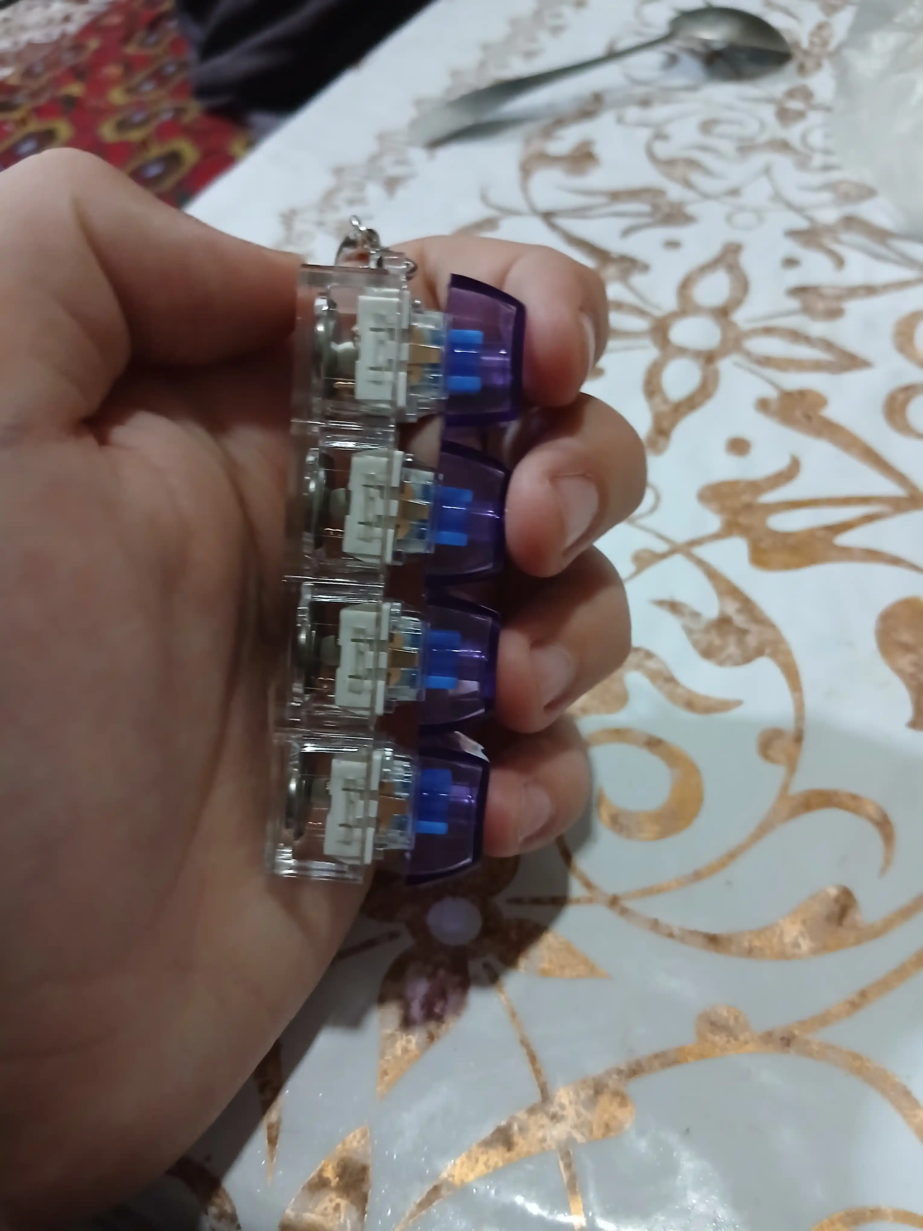 Антистресс брелок-клавиатура с RGB подсветкой, кликер для концентрации внимания