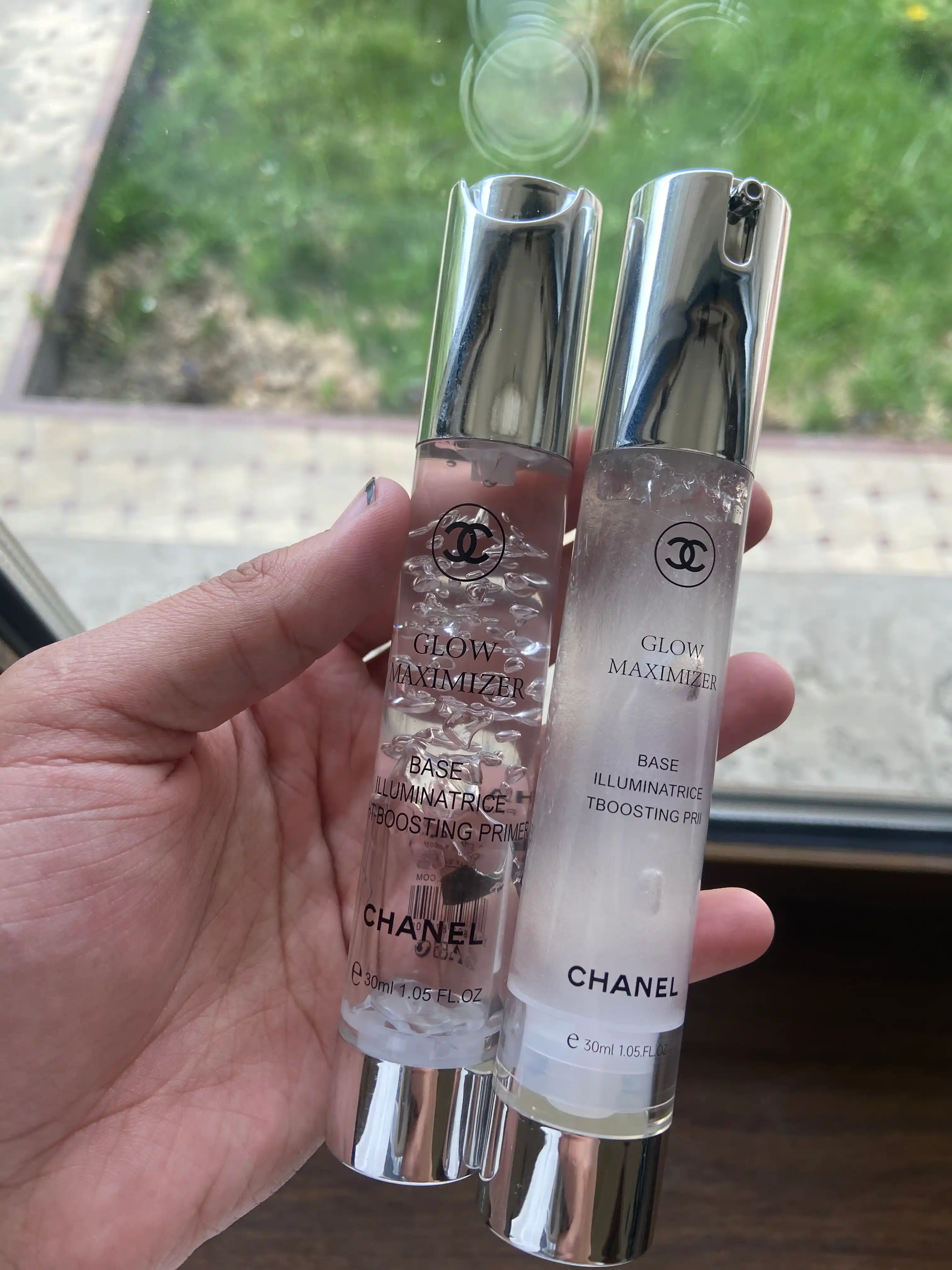 Chanel GLow Maximizer bo'yanish bazasi, namlaydi va silliqlaydi, 30 ml