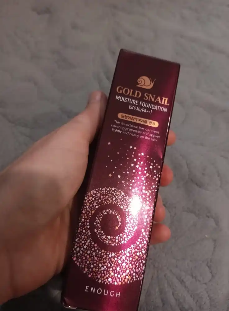 Enough Gold Snail tonal krem yuz uchun salyangoz mucinli SPF30 mat, barqaror, namlovchi