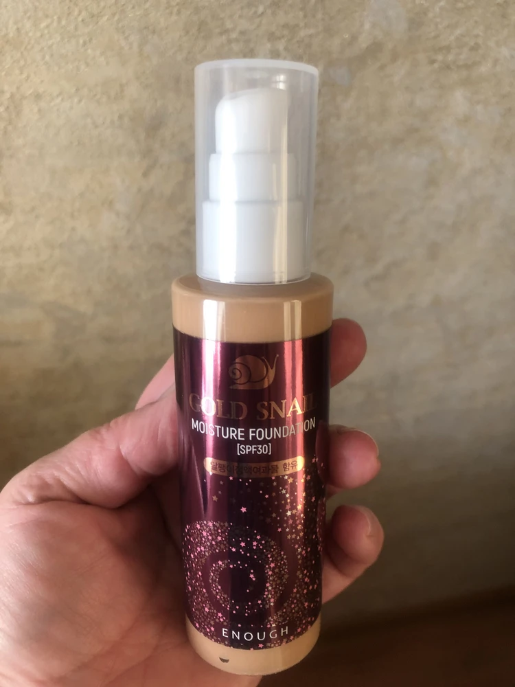 Enough Gold Snail tonal krem yuz uchun salyangoz mucinli SPF30 mat, barqaror, namlovchi