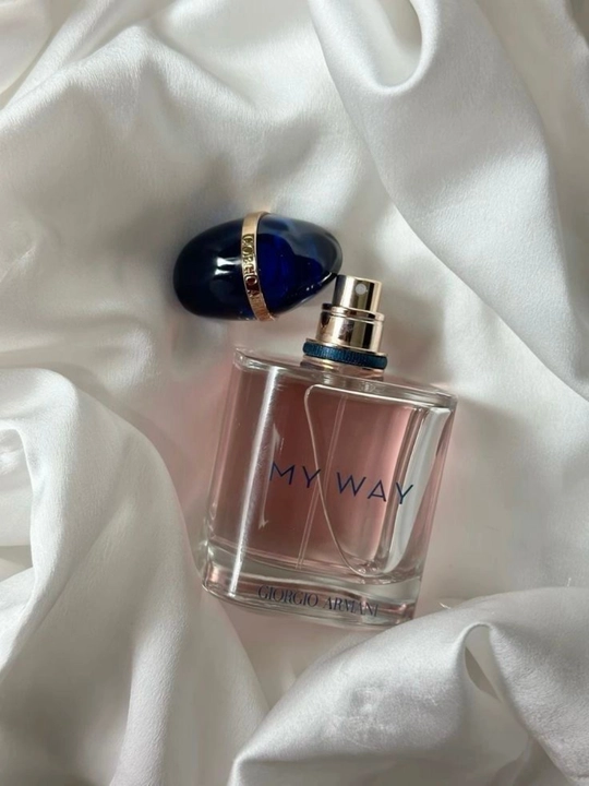 My Way Giorgio Armani ayollar atiri – nafis gulli hid, uzoq saqlanadigan parfum 90 ml