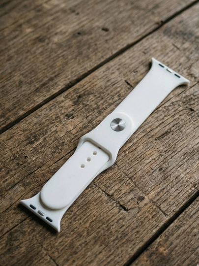 Силиконовый ремешок для Apple Watch 3, 4, 5, 6, 7, 8, SE, и Ultra, размеры: 38–41 и 42–49 мм