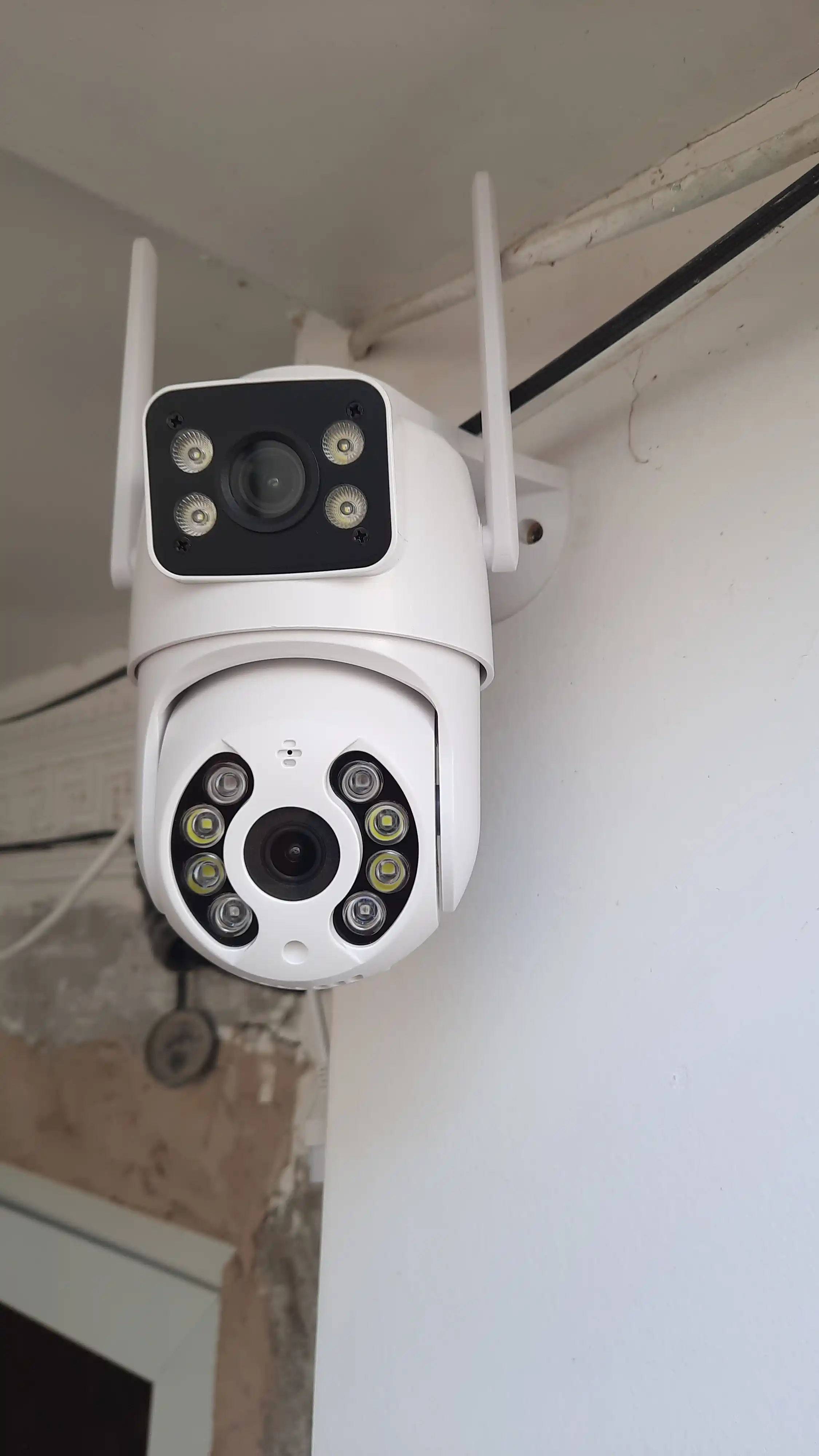 Aqlli PTZ kamera ko‘cha va uy uchun Wi-Fi kuzatuv kamerasi