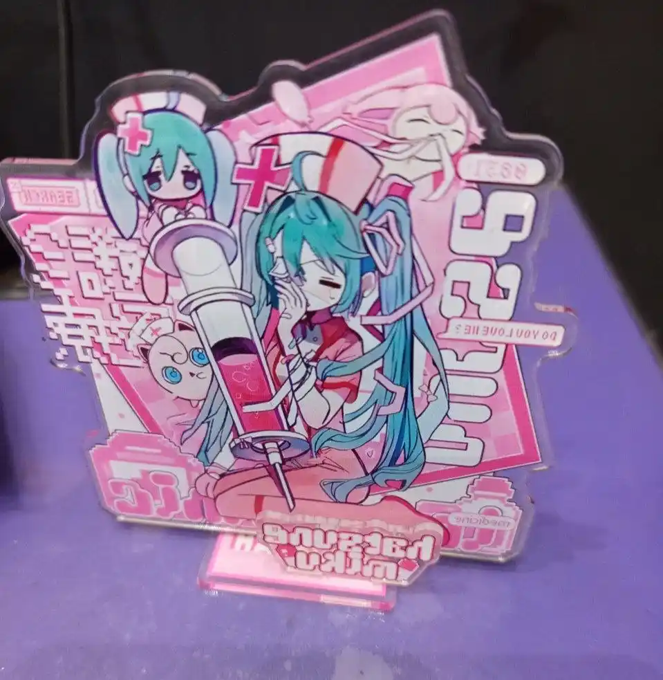 Акриловые фигурки, Хатсуне Мику/Miku Hatsune
