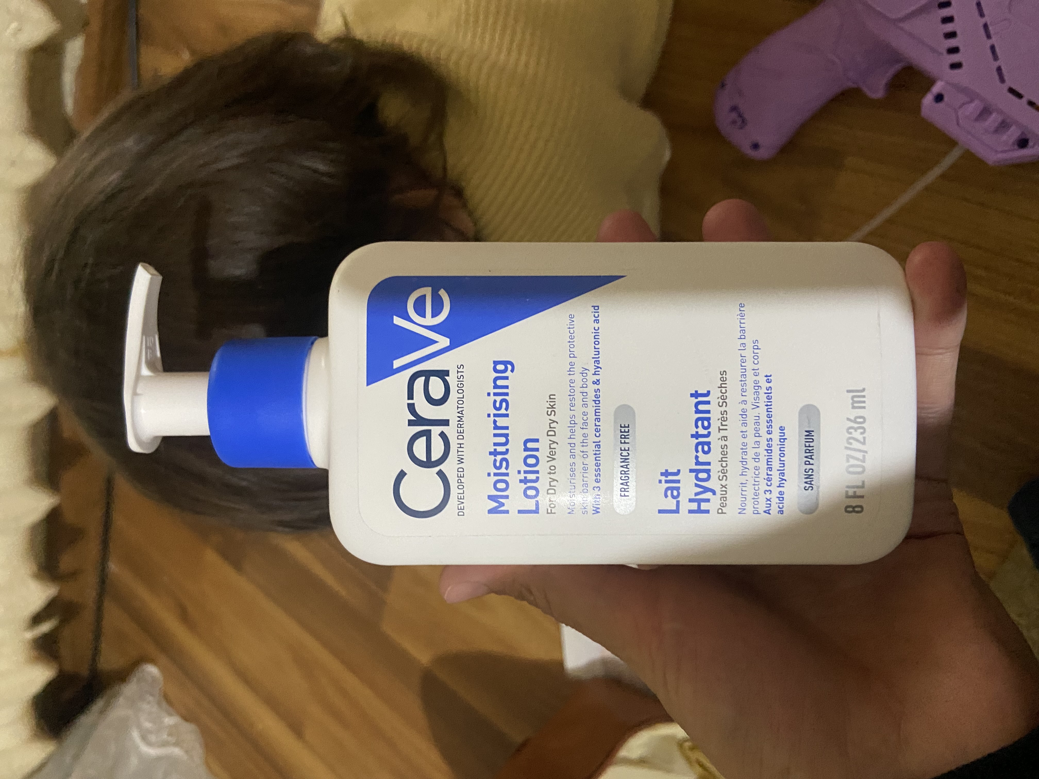 CeraVe Quruq va juda quruq yuz va badan terisi uchun namlantiruvchi losyon, 236 g