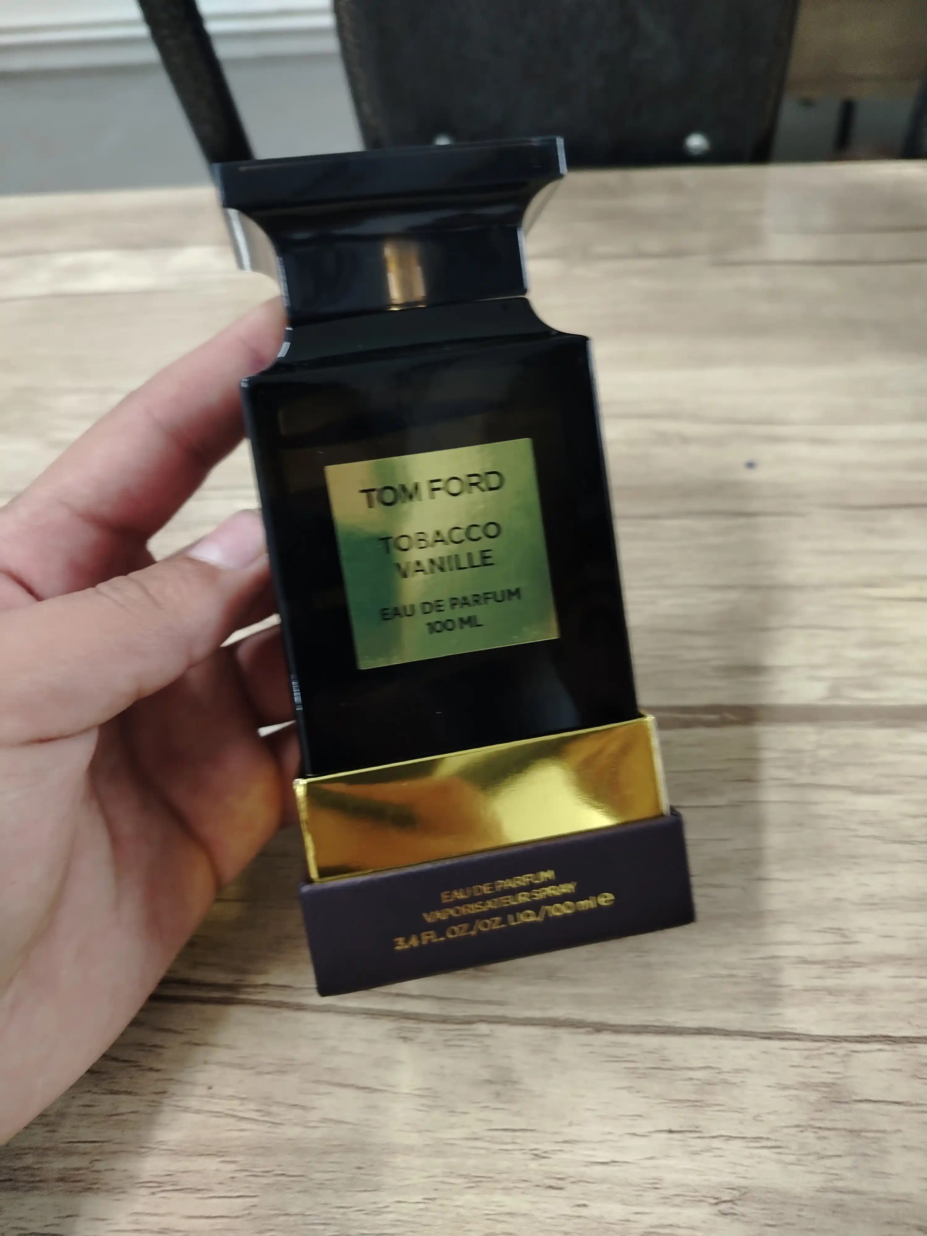 Tom Ford parfyumlangan suvi "Tobacco Vanille", erkaklar uchun, 100 ml