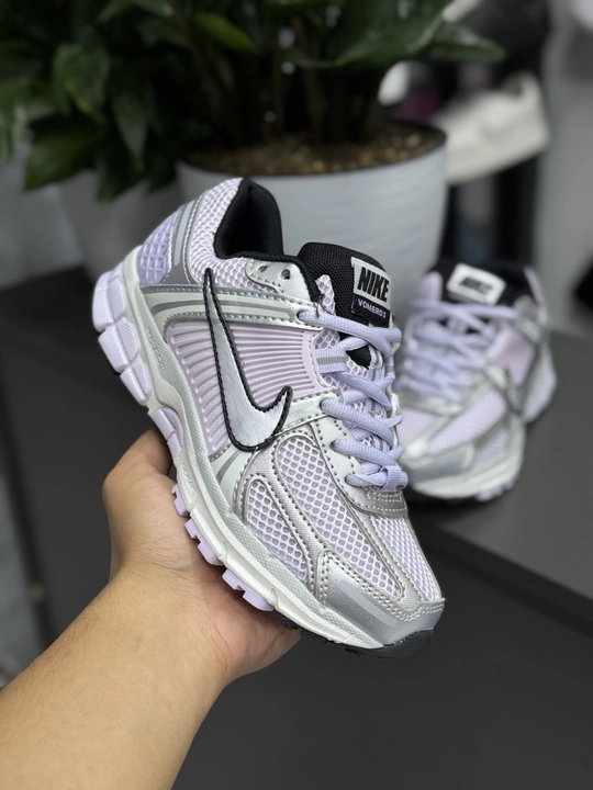 Кроссовки Nike Vomero – максимальный комфорт, амортизация и современный дизайн