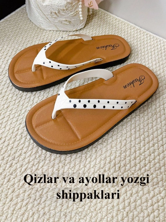 Ayollar yozgi slanslari (vietnamka), sirpanmas taglik, malomerka, bir o'lcham katta oling - 