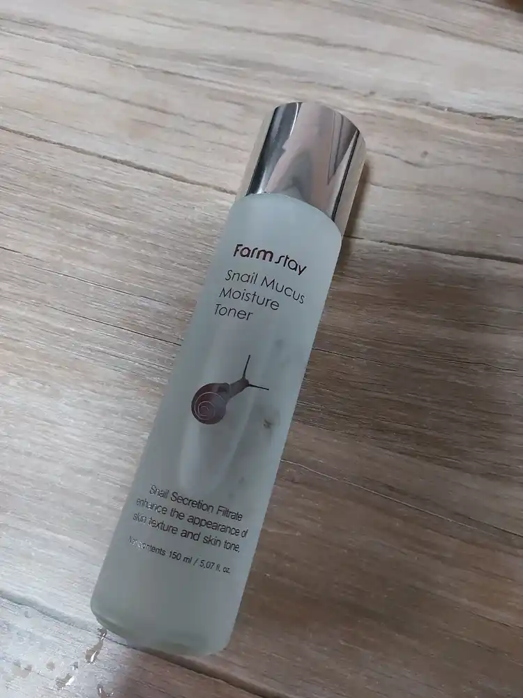 Farmstay toner yuz uchun salyangoz mucinli Escargot Noblesse Intensive, kuchli namlash