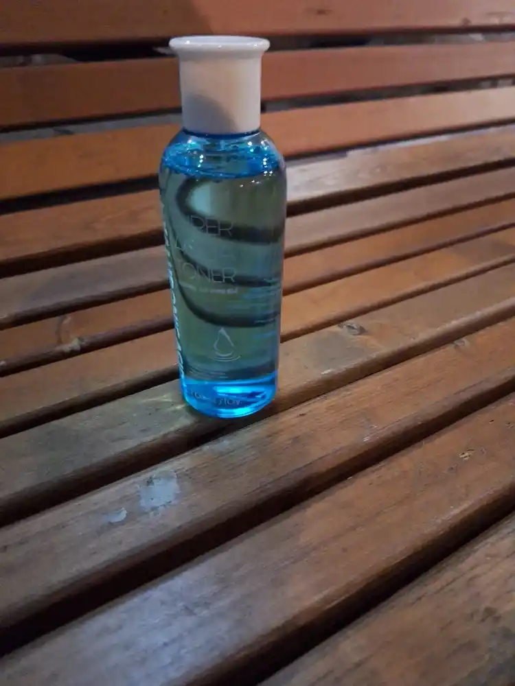 Farmstay Hyaluronic Acid yuz uchun namlovchi gialuron kislotali toner, 200/500 ml