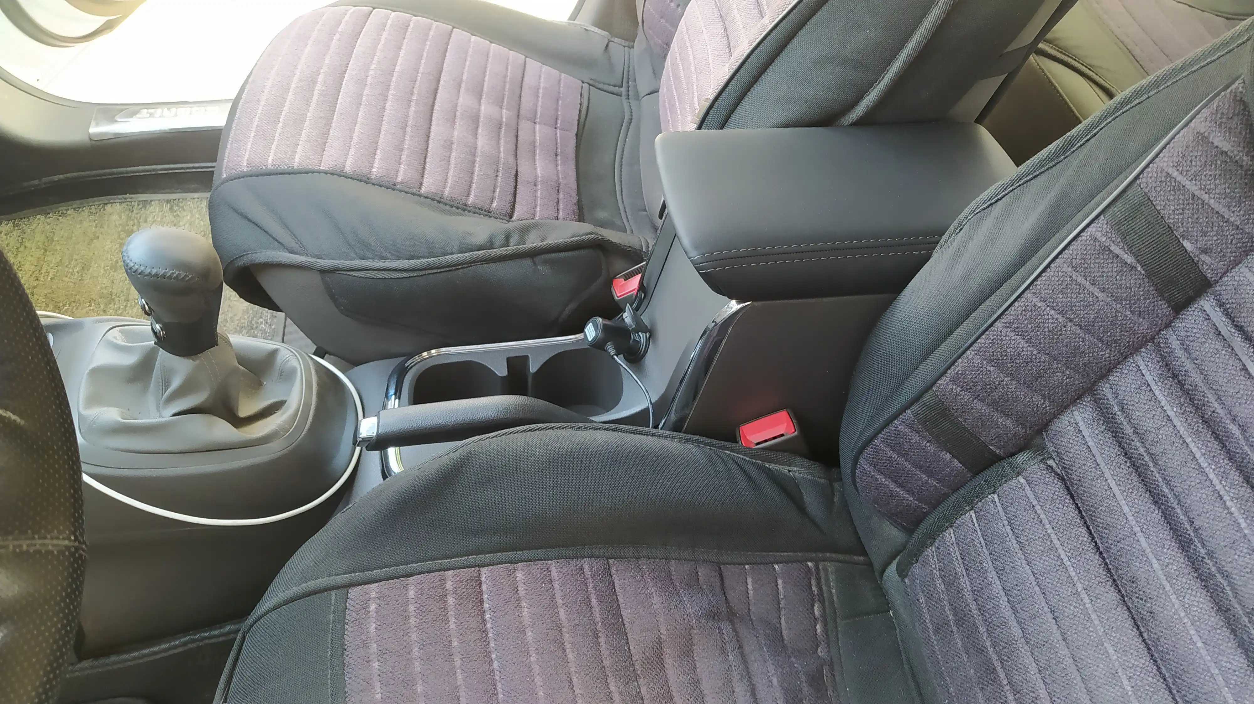 CHEVROLET COBALT avtomobili uchun podlokotnik (BAR)