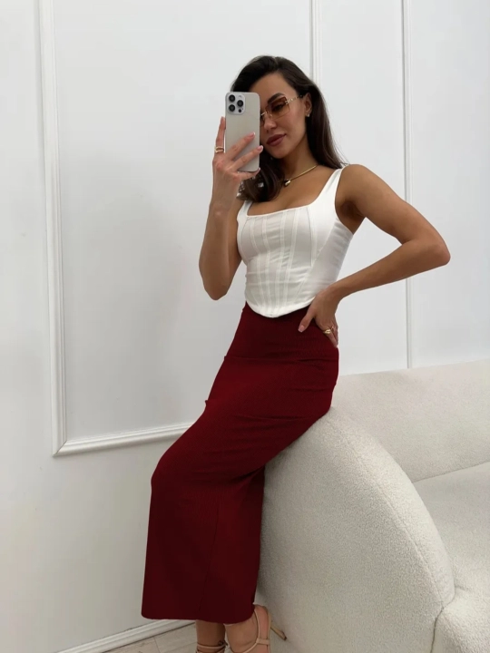 Qalam yubka FASHION chiziqli, yopishib turadigan, tirqish bilan