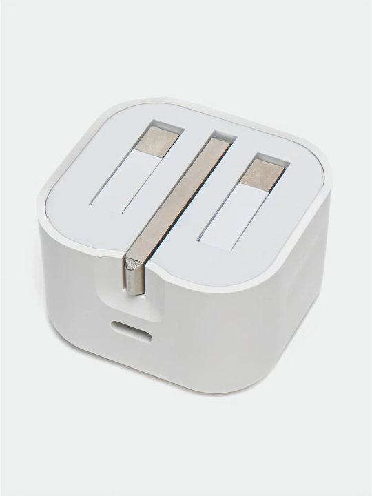 Apple 20W USB-C Power Adapter, tezkor quvvatlash bloki, 3-pin (UK Spec)