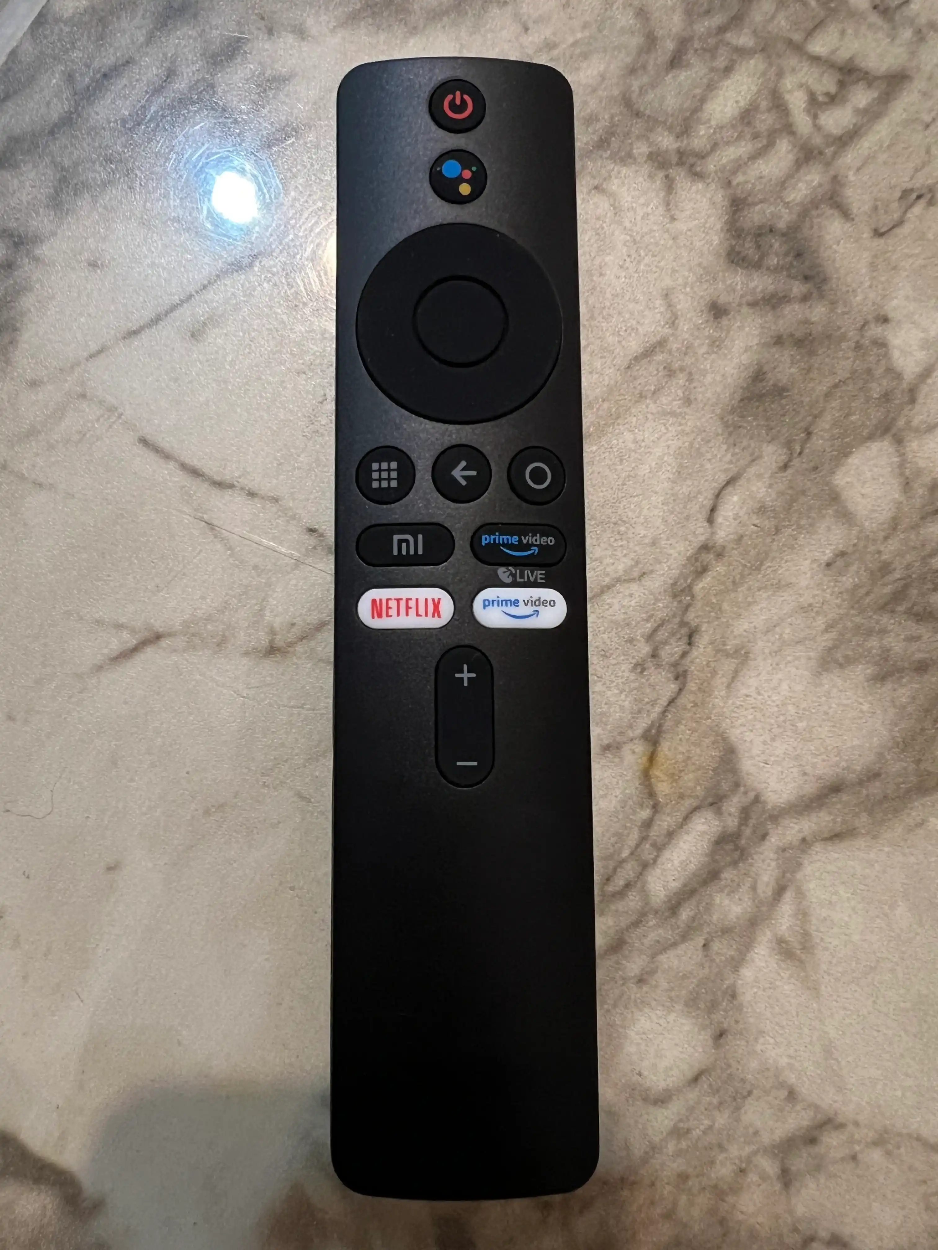 MI pult universal, pristavkalar, TV, Stick, Box uchun, ovozli buyruq bilan