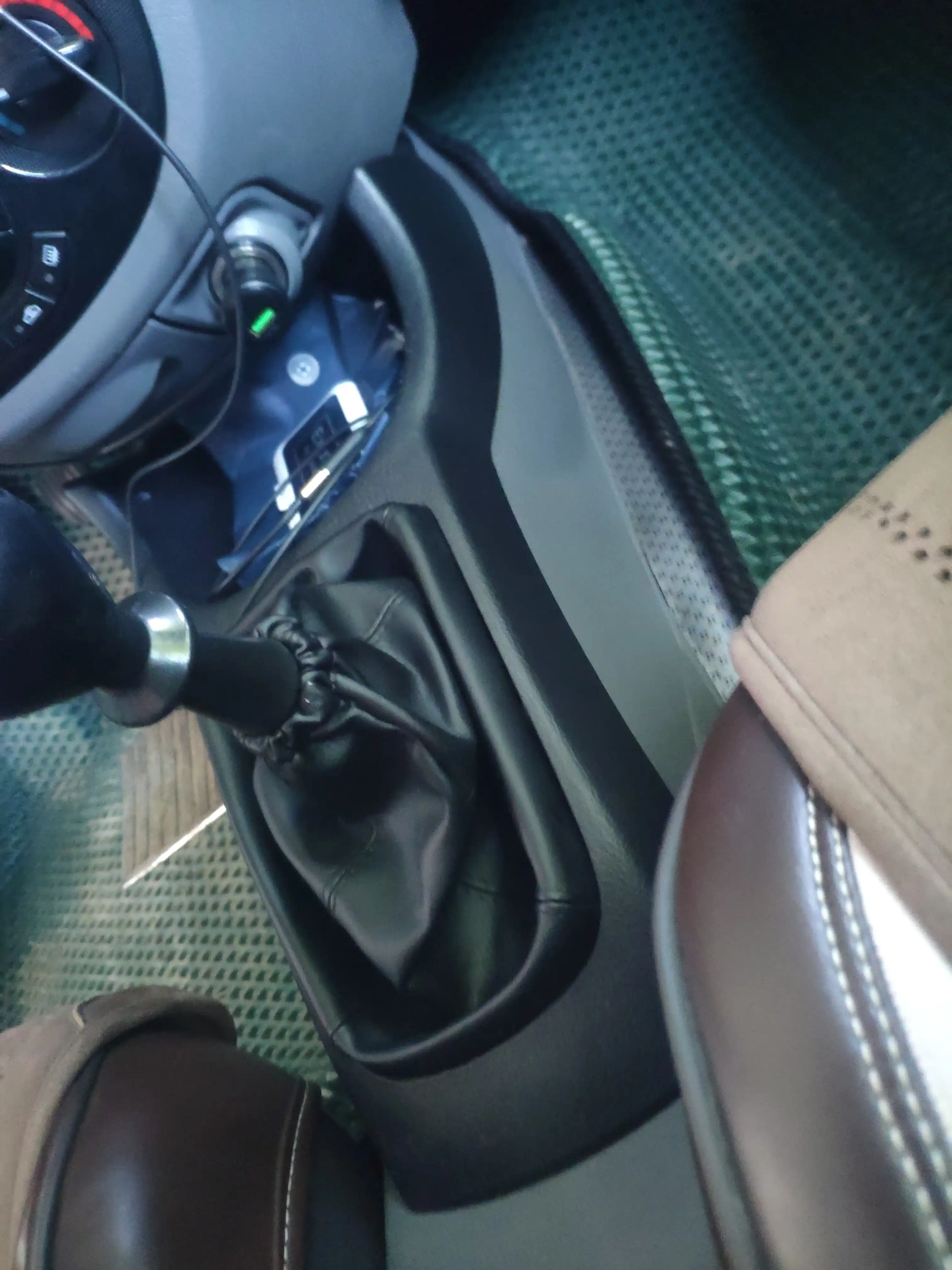 Чехол для ручки рычага КПП Lacetti, Cobalt, Nexia 1-2 -3, Matiz, Spark, Damas