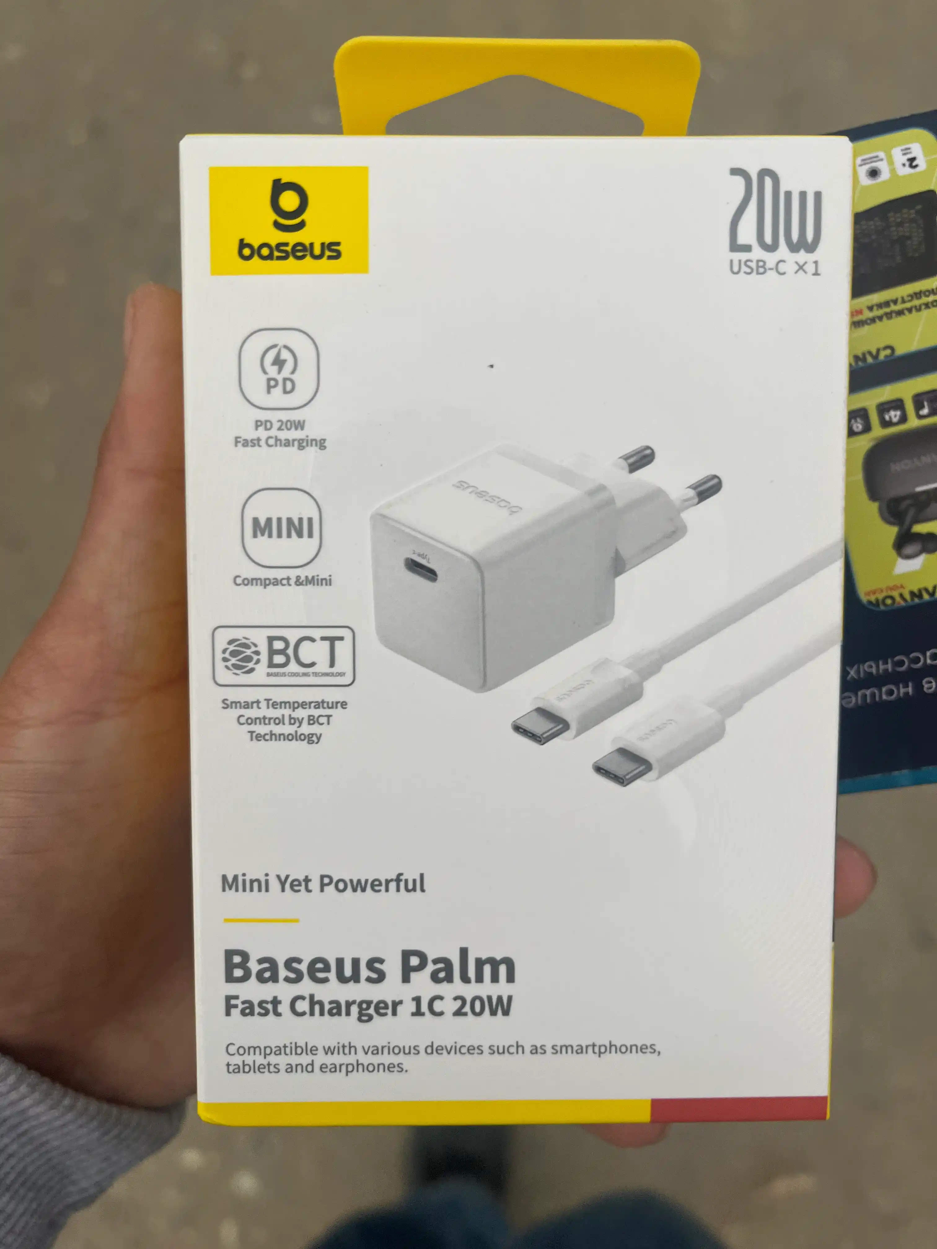 Universal zaryadlash qurilmasi Baseus Palm Fast Charger 1C, 20 Vt zaryadchik, kabel bilan