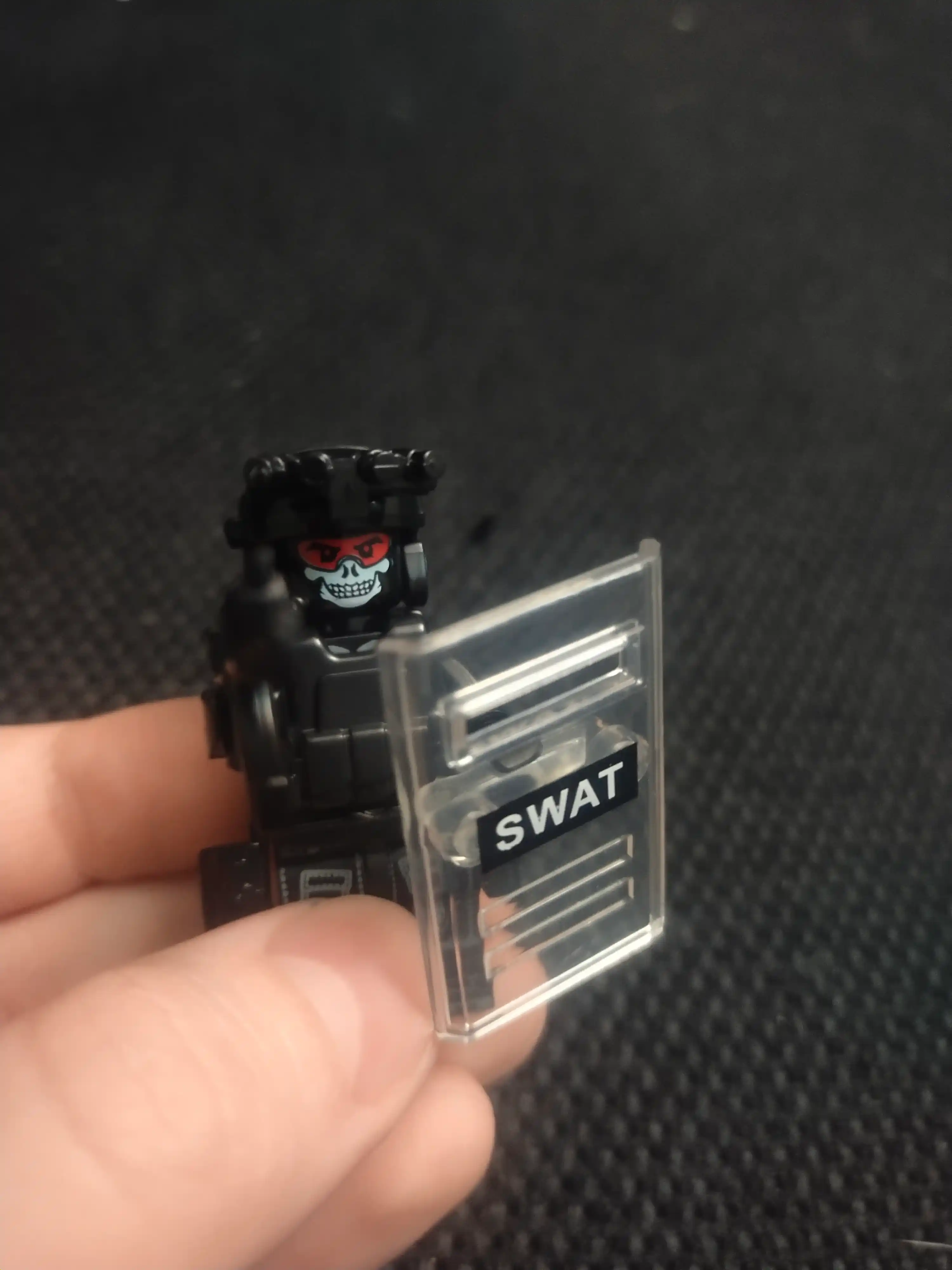 Askar haykalchalar, Anime Naruto, Star Wars, LEGO bilan mos keladi