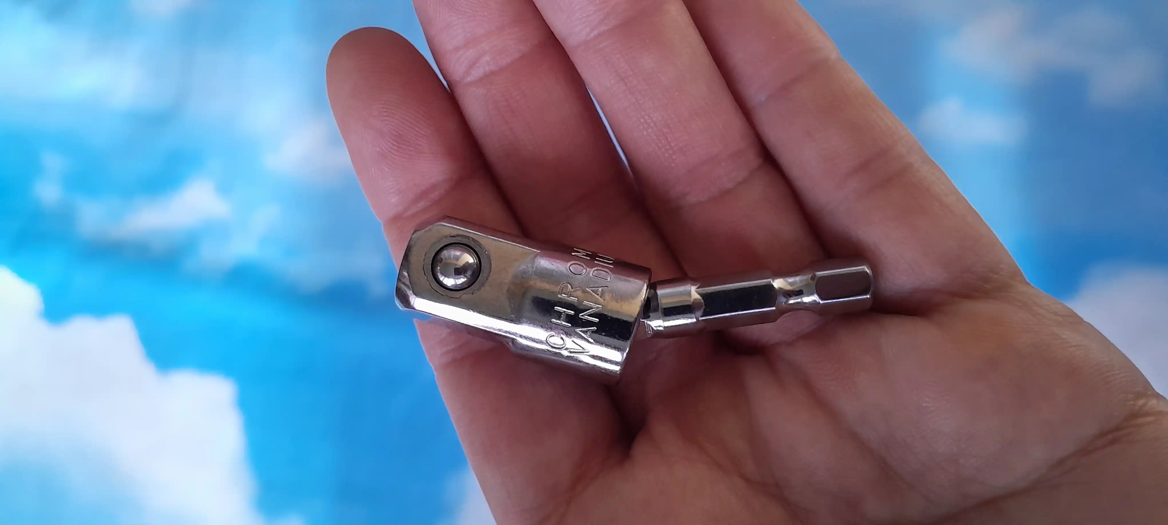 Burchakli adapter, magnit bit ushlagichi bilan burchakli