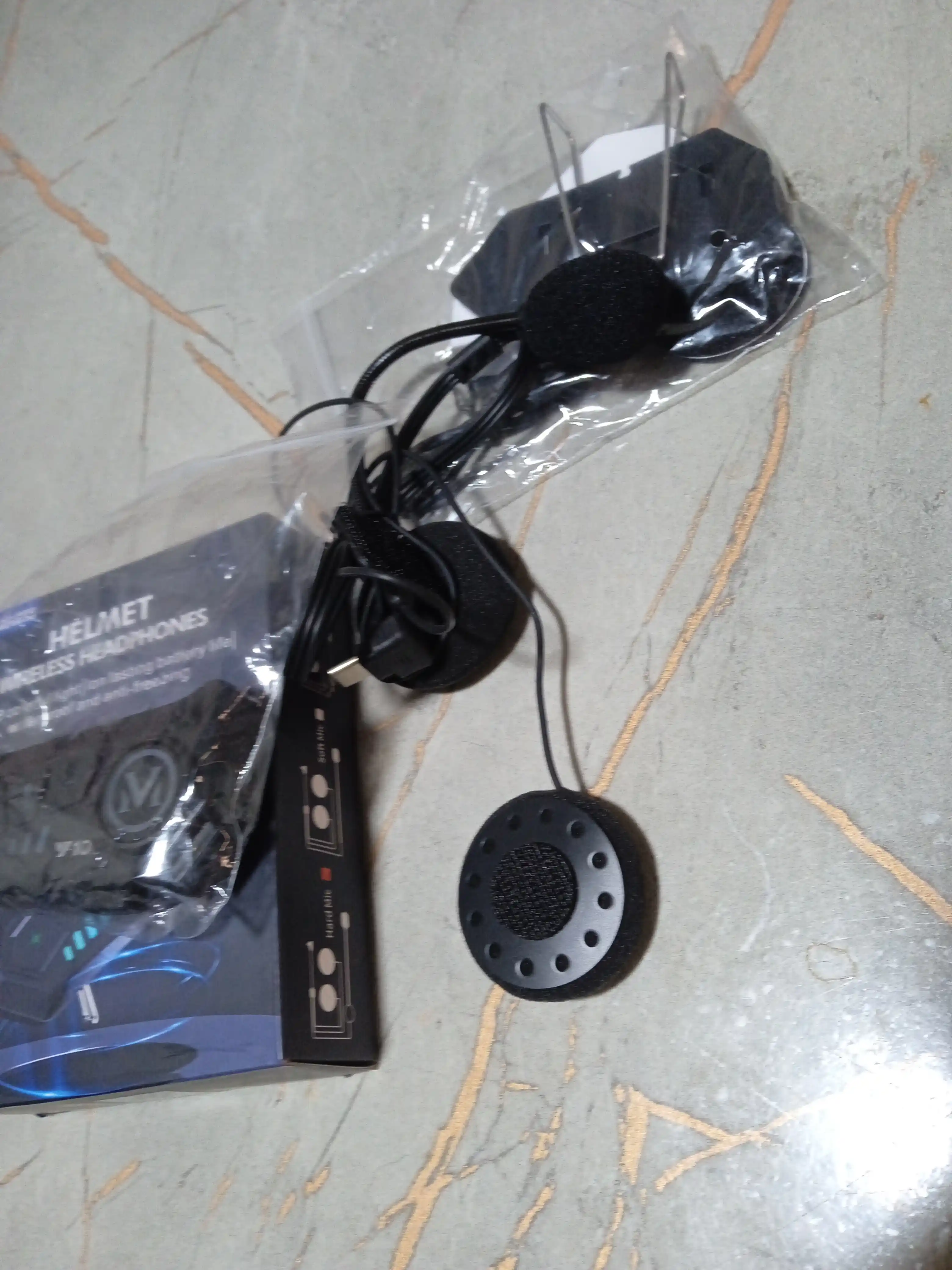 Мотогарнитура для шлема / Наушники для мотоцикла с экраном / FM /  IP65 / 1000 mAh