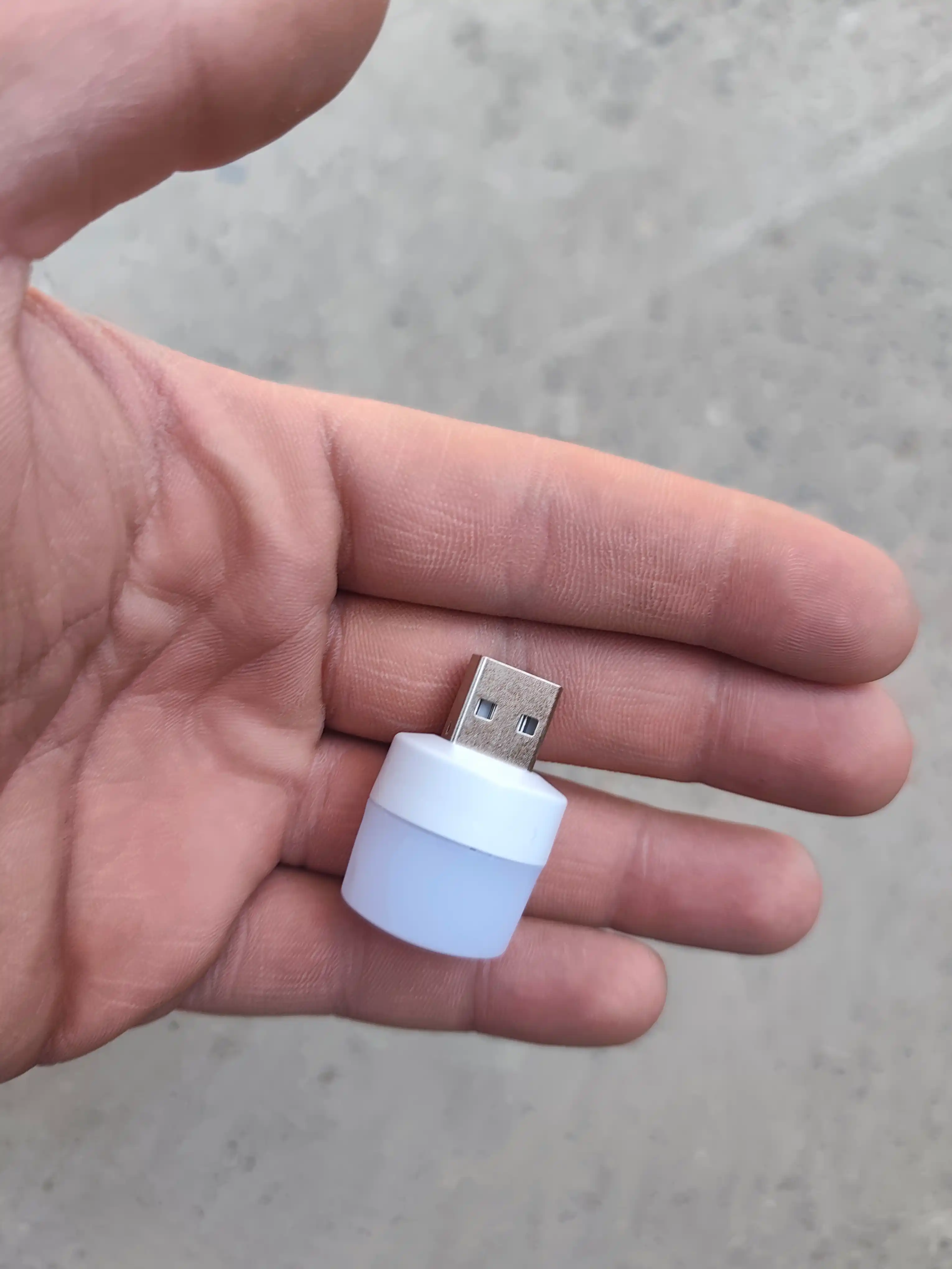 Mini led yoritgich USB, oq, 3 W