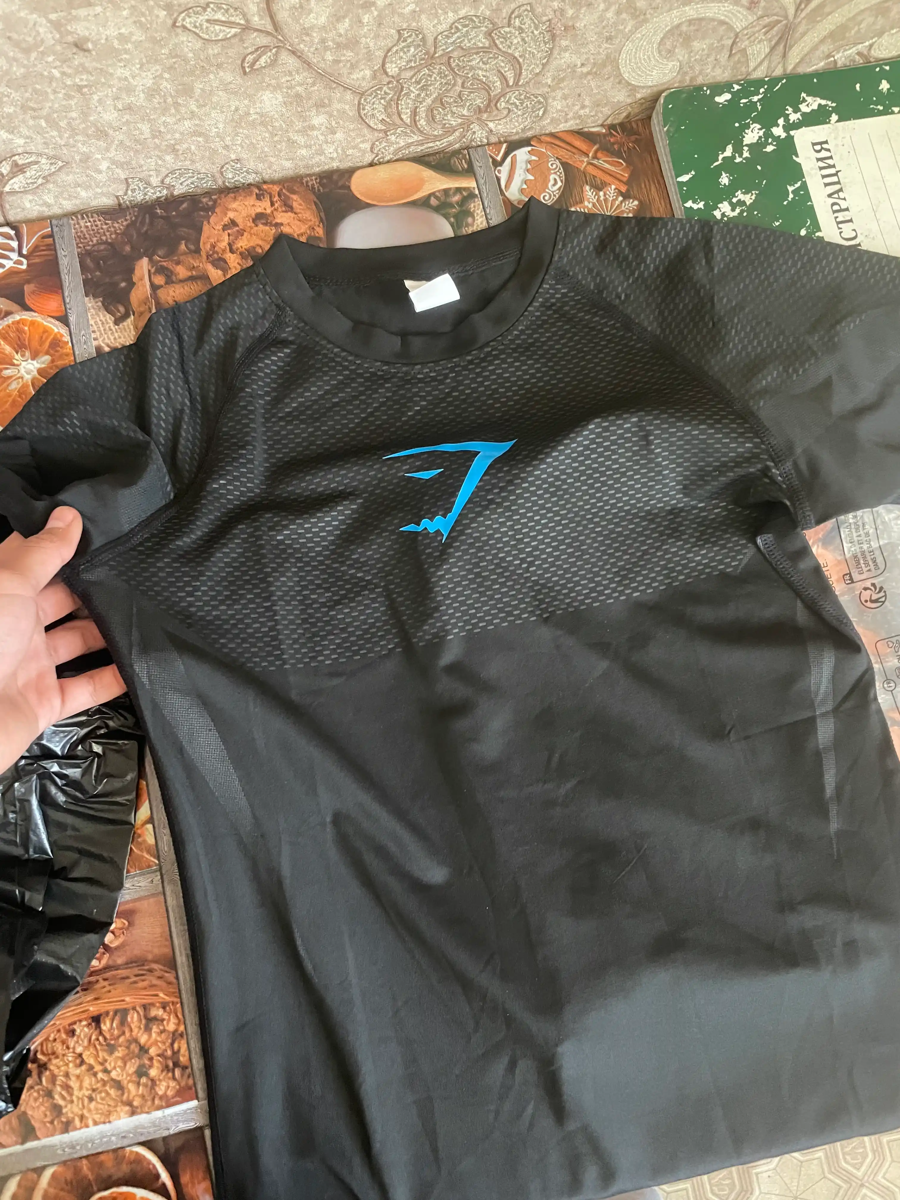 Compression rashguard, sport, erkaklar, fitnes uchun rashguard, compression futbolka