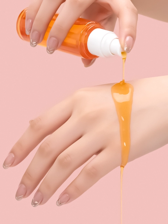 Vanalili xushbo'y hidli va C vitaminli tana moyi, namlantiruvchi va oqartiruvchi, 120 ml